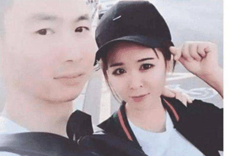 妖娆“拉面哥”，走红后娶女粉丝，炒掉老板另开面馆，近况如何？