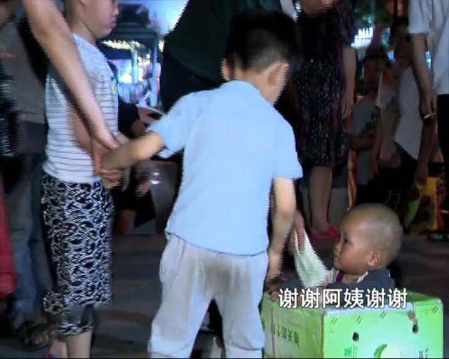 2018年，残疾夫妇撞坏百万豪车，想分期4年半赔钱，结局如何？