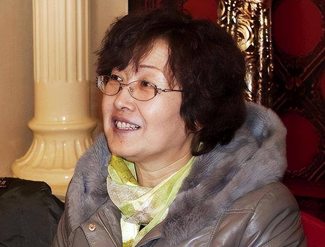 2014年50岁女富商发现银行漏洞，盗取银行5亿资金，最终结果如何