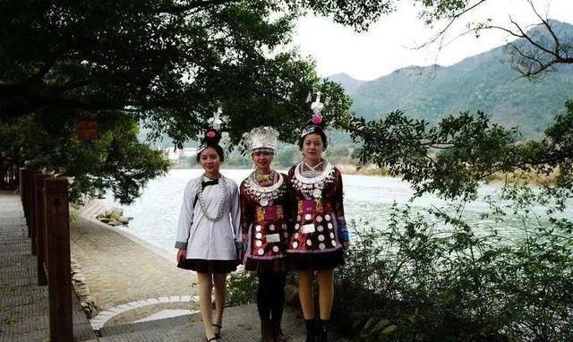 16岁的她因长相灵动，被印张人民币上！如今现状如何？快来瞧瞧！