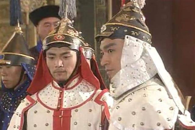 清朝的八旗旗主到底是如何产生？又是如何更迭的？