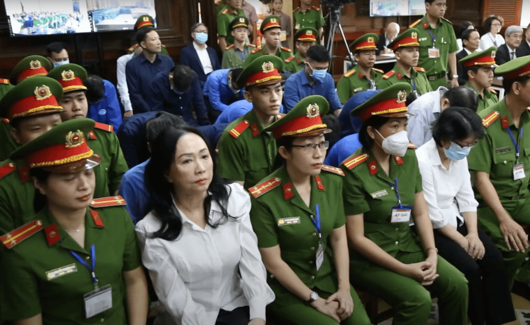 女首富被判死刑！检察官：交出800亿，免死！