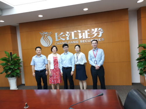 长江证券佣金(长江证券佣金万1)