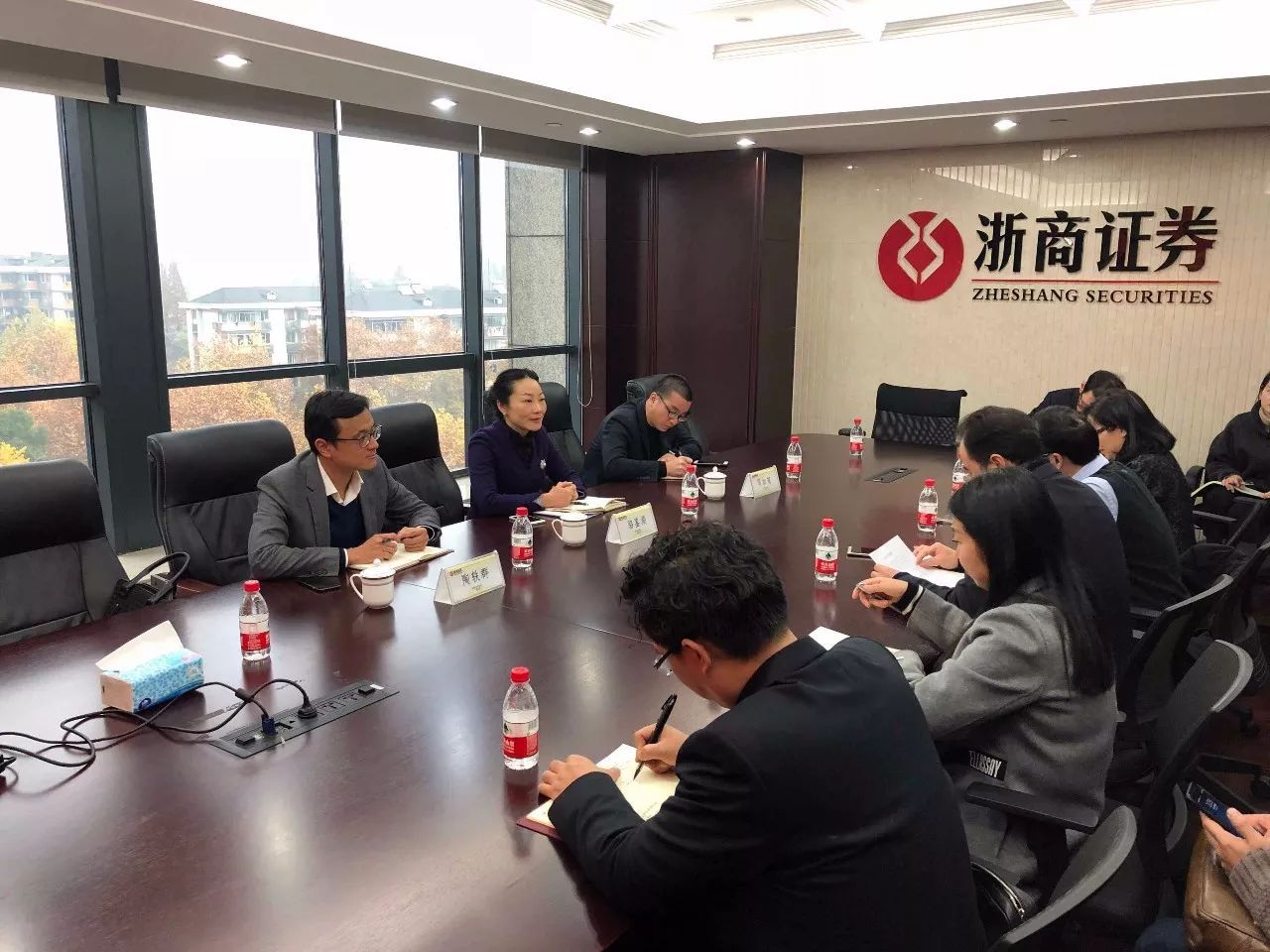 证券行业怎么样(证券行业的发展前景)
