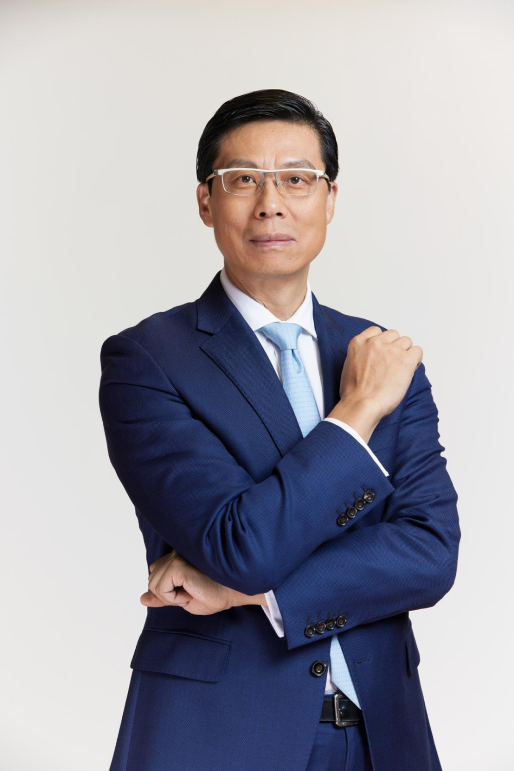 中信证券董事长(中信证券董事长大和族)